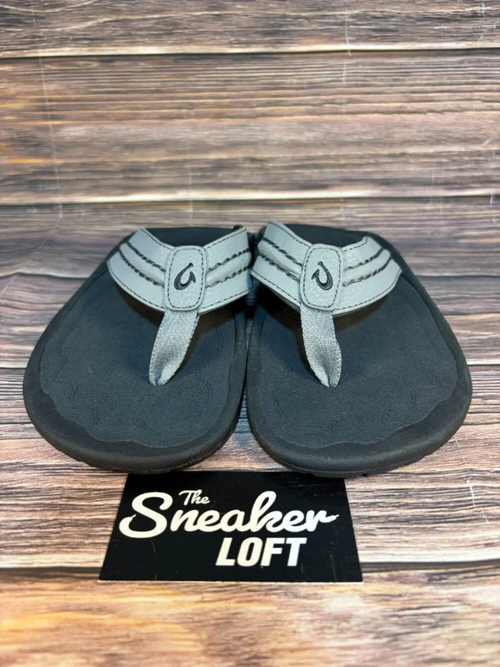 OluKai Men's Hokua Black Gray Thong Sandals Size 8